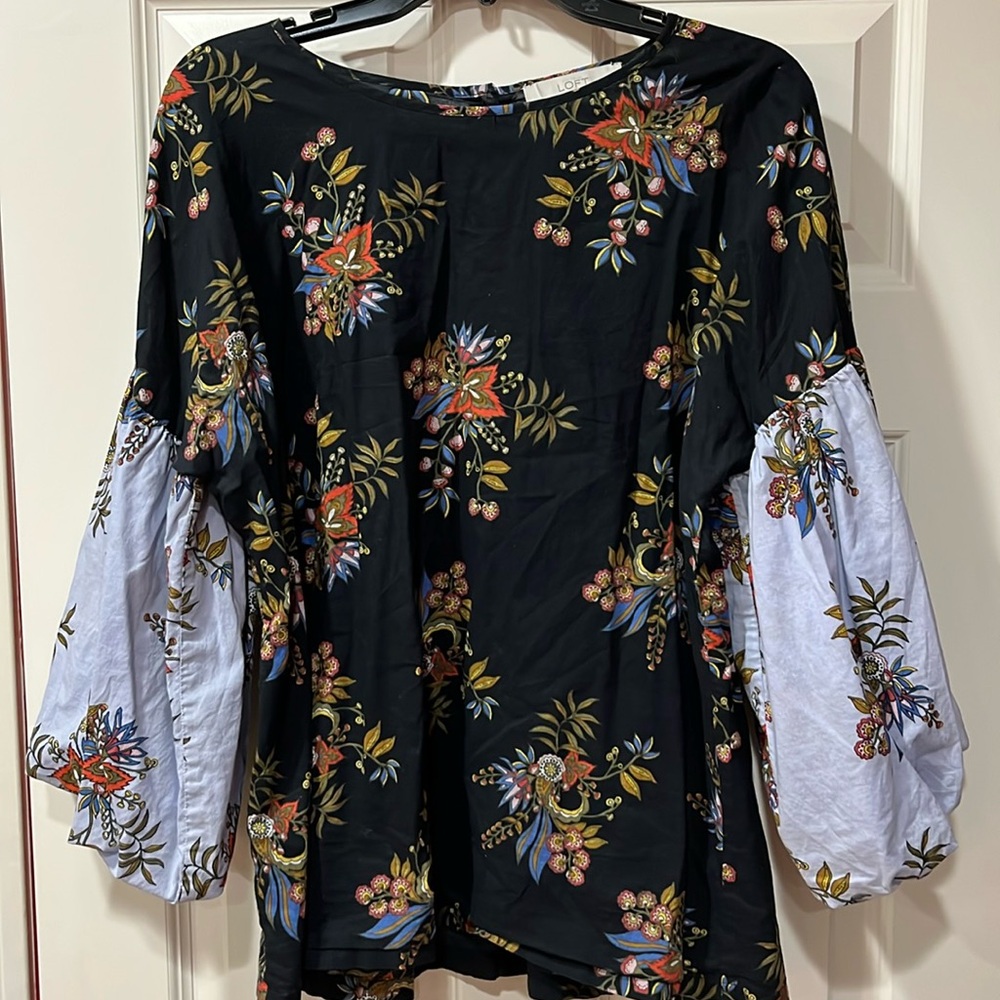 Loft Shirt with Puff Sleeves